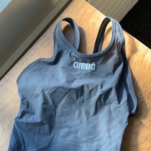 Arena ultra open back kneeskin size 28